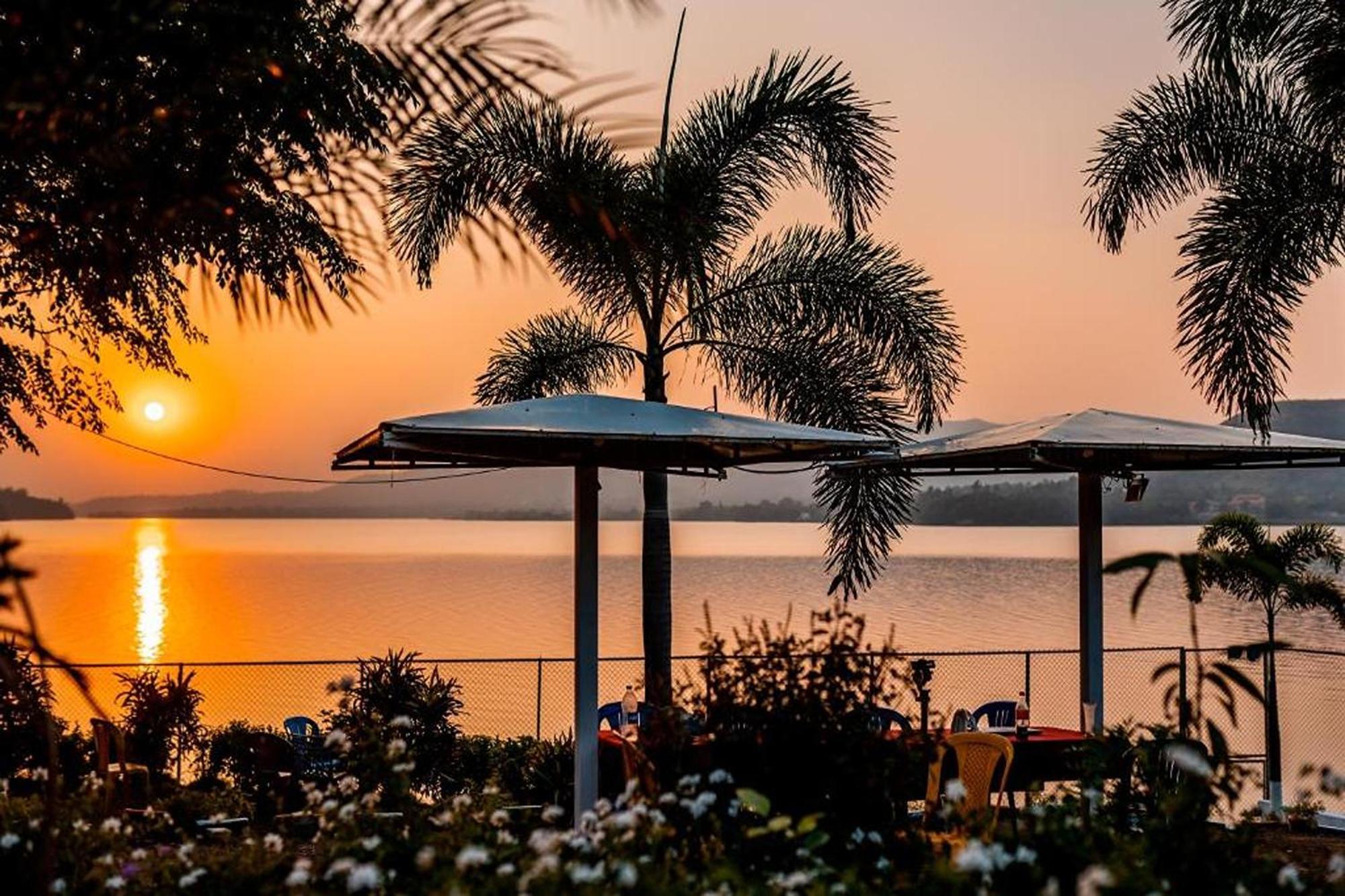 Sunshine Resort 浦那 外观 照片